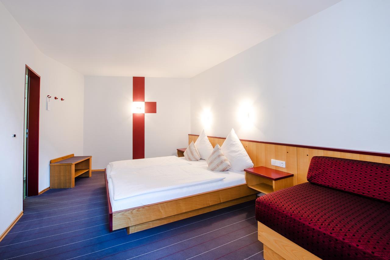 Hotel Gasthof Zum Roessle ألتينشتاد المظهر الخارجي الصورة