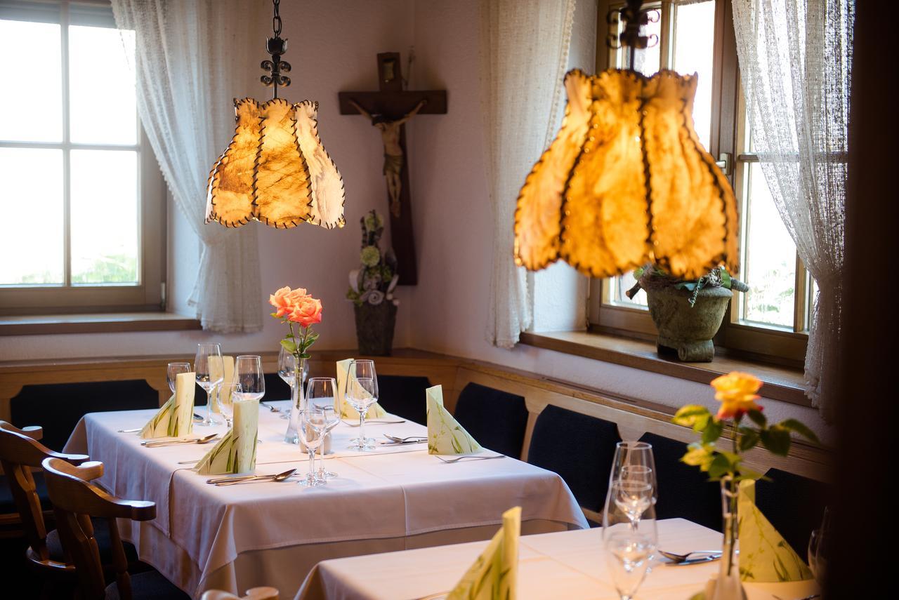 Hotel Gasthof Zum Roessle ألتينشتاد المظهر الخارجي الصورة