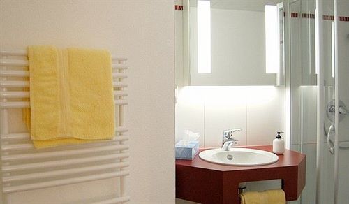 Hotel Gasthof Zum Roessle ألتينشتاد المظهر الخارجي الصورة