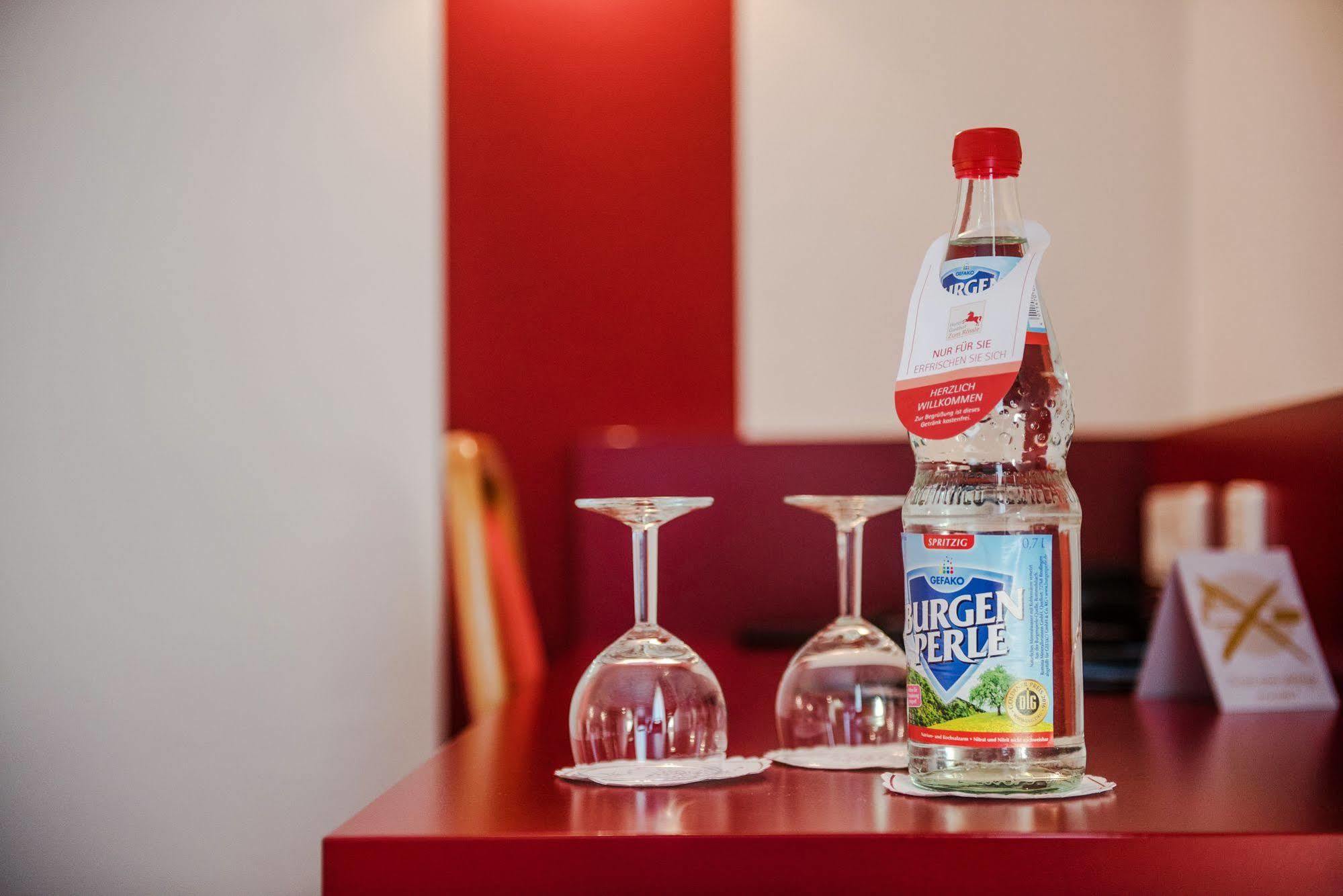 Hotel Gasthof Zum Roessle ألتينشتاد المظهر الخارجي الصورة
